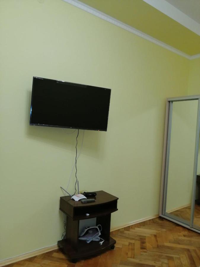 Apartment Ak. Kuchera Street Лвив Екстериор снимка